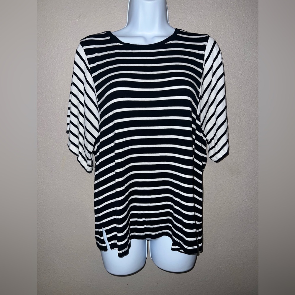Tommy Bahama Blouse size Medium